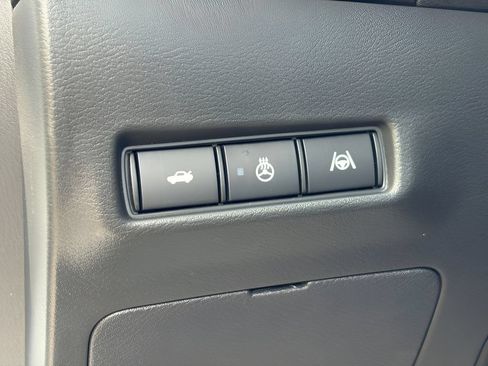 New 2026 Nissan Sentra SR w/ SR Premium Package FWD image 21