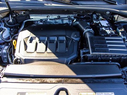 Used 2025 Audi Q3 2.0T Premium image 26