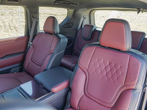 New 2026 INFINITI QX80 Autograph w/ Premium Cargo Package image 26