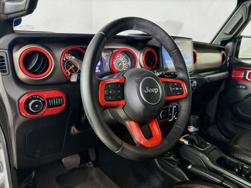 Used 2018 Jeep Wrangler Unlimited Sport S AWD/4WD image 8