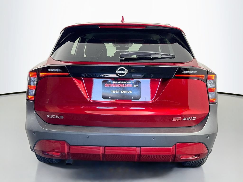 Used 2025 Nissan Kicks SR w/ Illumination Package AWD/4WD image 6