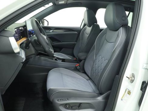 New 2026 Volkswagen Tiguan SEL R-Line image 27