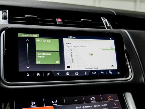 Used 2018 Land Rover Range Rover Sport SVR image 20