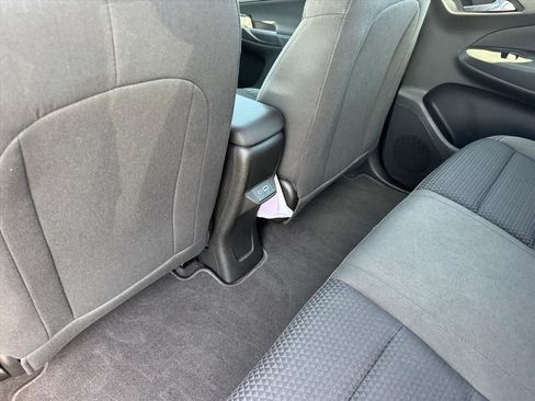 Used 2022 Chevrolet Bolt EUV LT FWD image 15