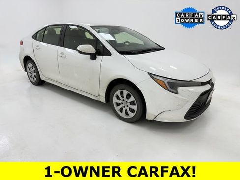 Used 2024 Toyota Corolla LE FWD image 1