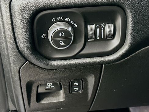 Used 2022 RAM 1500 Laramie image 17