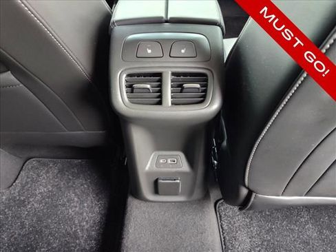 Certified 2023 Buick Envision Avenir image 10