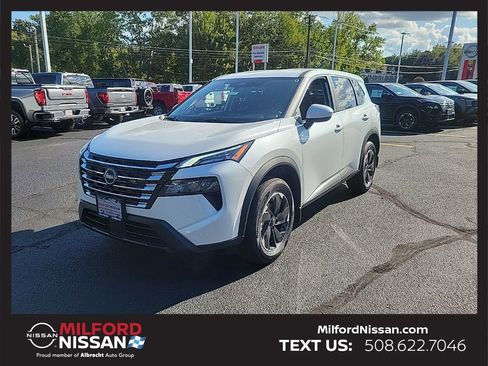 New 2026 Nissan Rogue SV AWD/4WD image 1