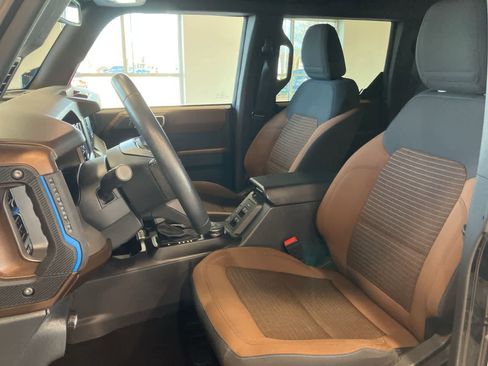 Used 2022 Ford Bronco Outer Banks image 11