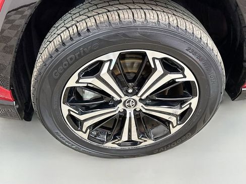 Used 2024 Toyota RAV4 XSE image 33