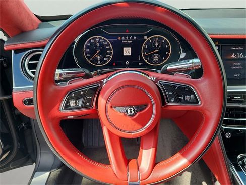 Used 2021 Bentley Flying Spur V8 image 29