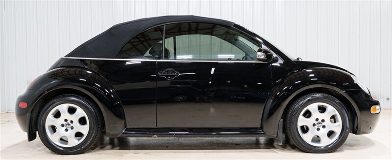 Used 2003 Volkswagen Beetle GLS FWD image 21