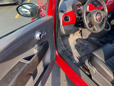 Used 2015 FIAT 500 Lounge w/ Luxury Leather Package image 17