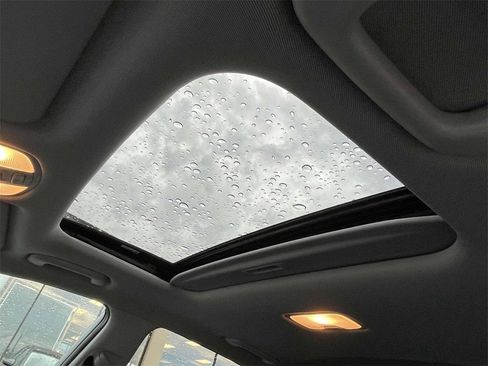 Used 2023 Hyundai Kona SEL w/ Convenience Package image 18