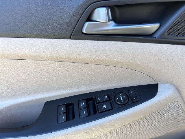 Used 2017 Hyundai Tucson SE FWD image 13