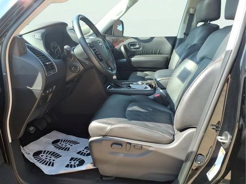 Used 2023 Nissan Armada Platinum w/ Captain's Chairs Package RWD image 18