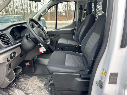 Used 2024 Ford Transit 250 Low Roof w/ Exterior Upgrade Package image 15