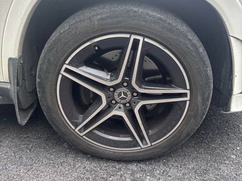 Used 2022 Mercedes-Benz GLS 580 4MATIC image 13