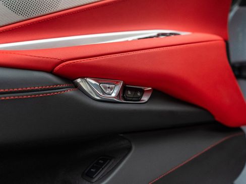 Used 2024 Chevrolet Corvette Z06 image 92