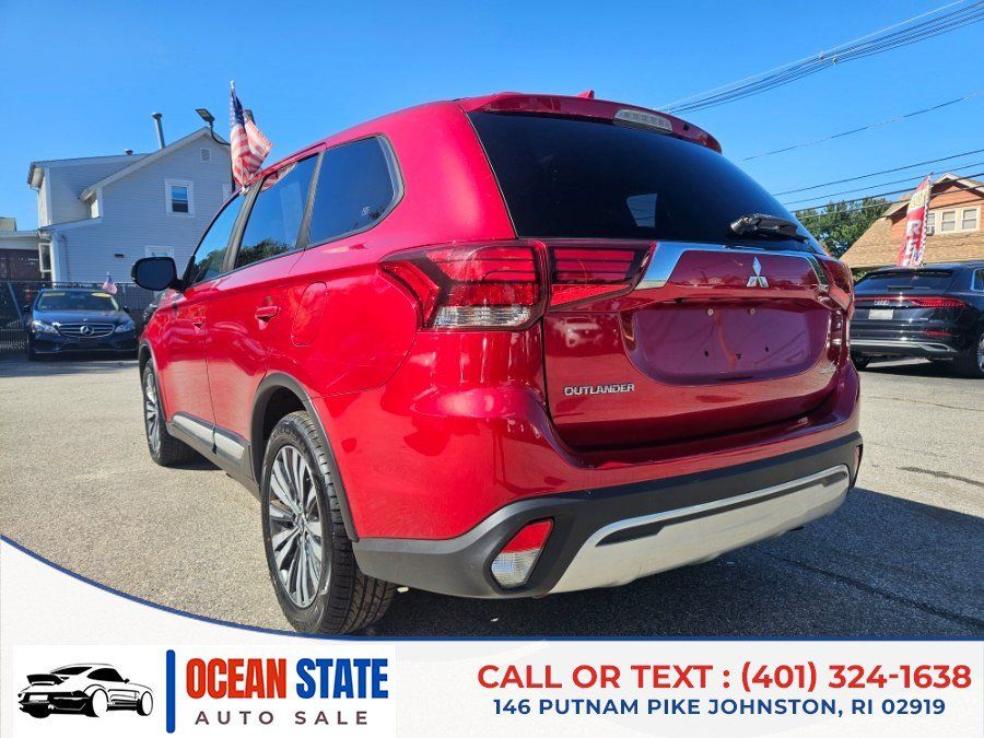 Used 2020 Mitsubishi Outlander ES AWD/4WD image 3