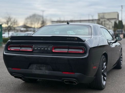Used 2022 Dodge Challenger R/T Scat Pack image 5