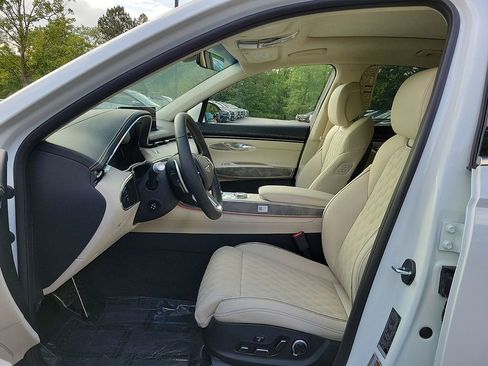 Certified 2025 Genesis GV70 3.5T Sport w/ Sport Advanced Package image 14