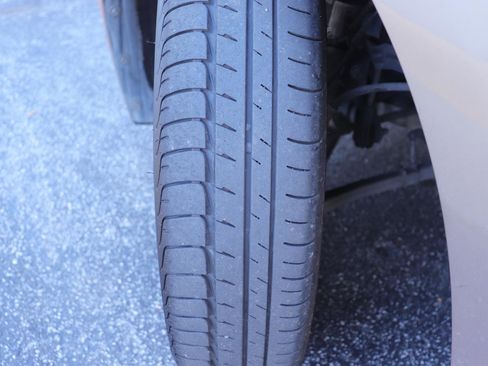 Used 2015 BMW i3 w/ Range Extender image 30