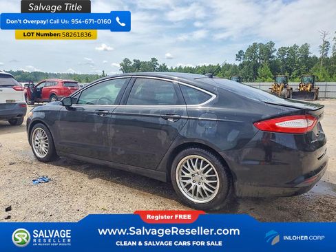 Used 2015 Ford Fusion SE w/ Equipment Group 202A FWD image 3