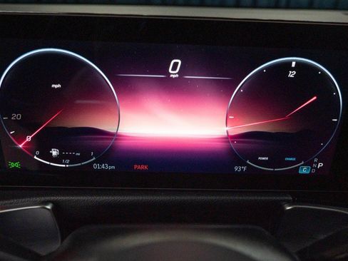Used 2026 Mercedes-Benz GLB 250 4MATIC image 26