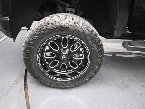 Used 2021 Chevrolet Silverado 1500 RST image 18