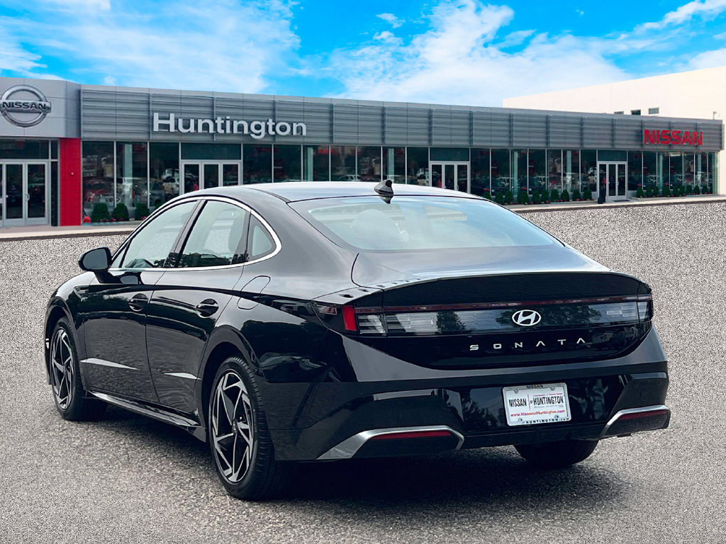 Used 2026 Hyundai Sonata SEL FWD image 6