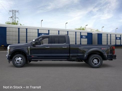 New 2026 Ford F350 4x4 Crew Cab DRW Super Duty image 3