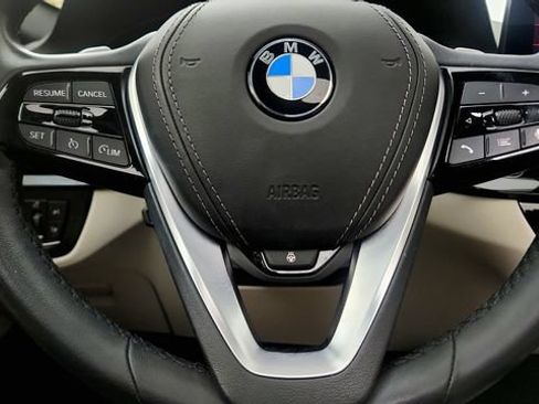Used 2021 BMW 540i w/ Executive Package RWD image 57