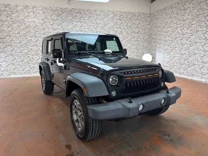 Used 2016 Jeep Wrangler Unlimited Rubicon w/ Connectivity Group