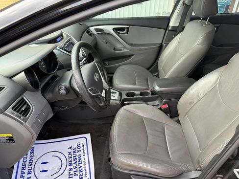 Used 2011 Hyundai Elantra Limited FWD image 11