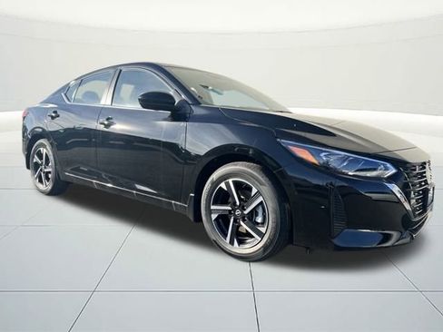 New 2025 Nissan Sentra SV image 6
