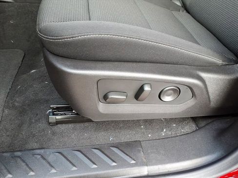 New 2026 Chevrolet Colorado LT image 8