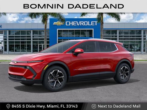 New 2026 Chevrolet Equinox EV LT image 2
