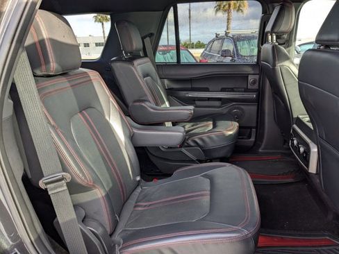 Used 2023 Ford Expedition Limited image 16