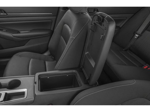 Used 2025 Nissan Altima 2.5 S FWD image 9