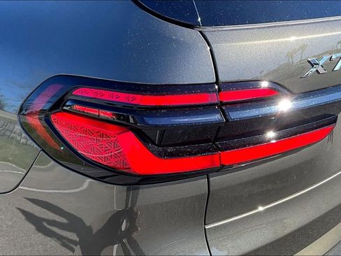 New 2026 BMW X7 xDrive40i w/ M Sport Package image 14