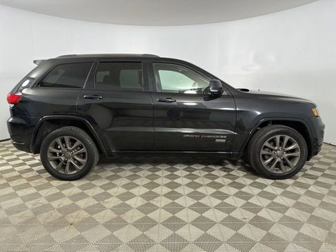 Used 2016 Jeep Grand Cherokee Limited 75th Anniversary AWD/4WD image 8