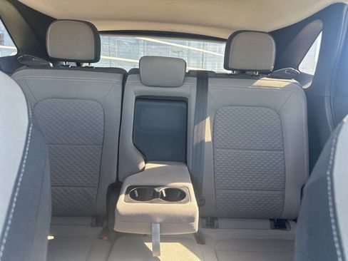 Used 2021 Ford Escape SE w/ SE Sport Appearance Package image 21