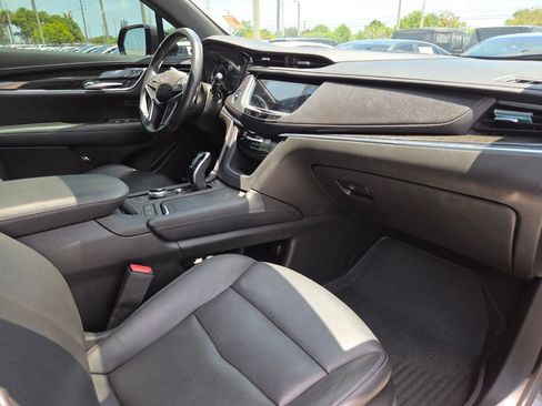 Used 2021 Cadillac XT5 Premium Luxury FWD image 14