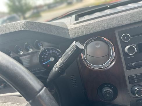 Used 2012 Ford F250 Lariat w/ Chrome Pkg AWD/4WD image 19
