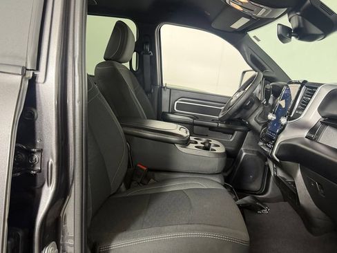 Used 2025 RAM 2500 Big Horn AWD/4WD image 29