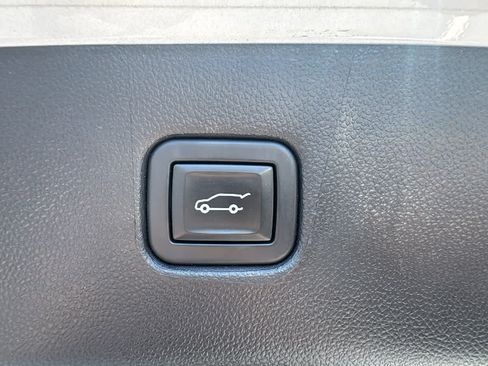 Certified 2020 Chevrolet Blazer LT w/ Redline Edition FWD image 31