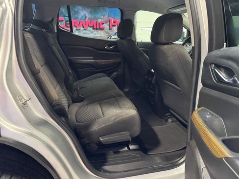 Used 2017 GMC Acadia SLE w/ Driver Alert Package I AWD/4WD image 14