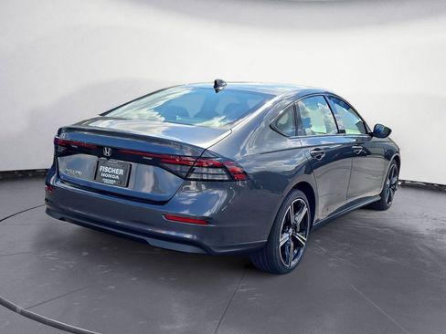 New 2026 Honda Accord SE image 3