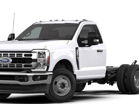 New 2026 Ford F350 XLT image 1